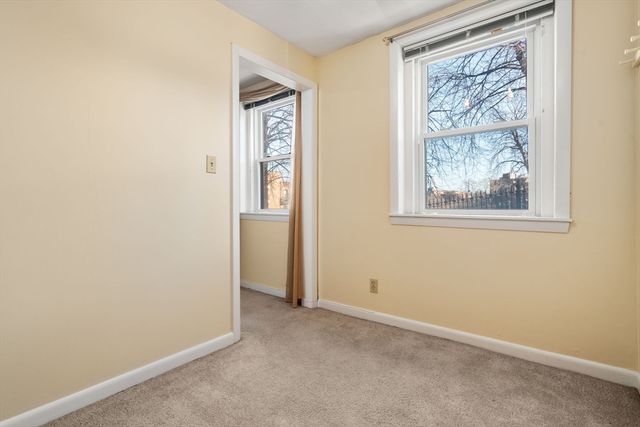 52 Snow Hill St, Boston, MA 02113