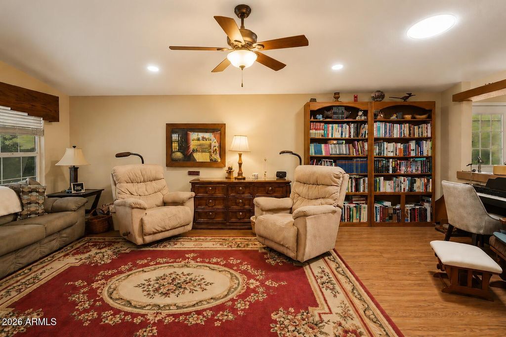 Image 12 of property listing at 7373 E US HIGHWAY 60 -- 97, Gold Canyon, AZ 85118