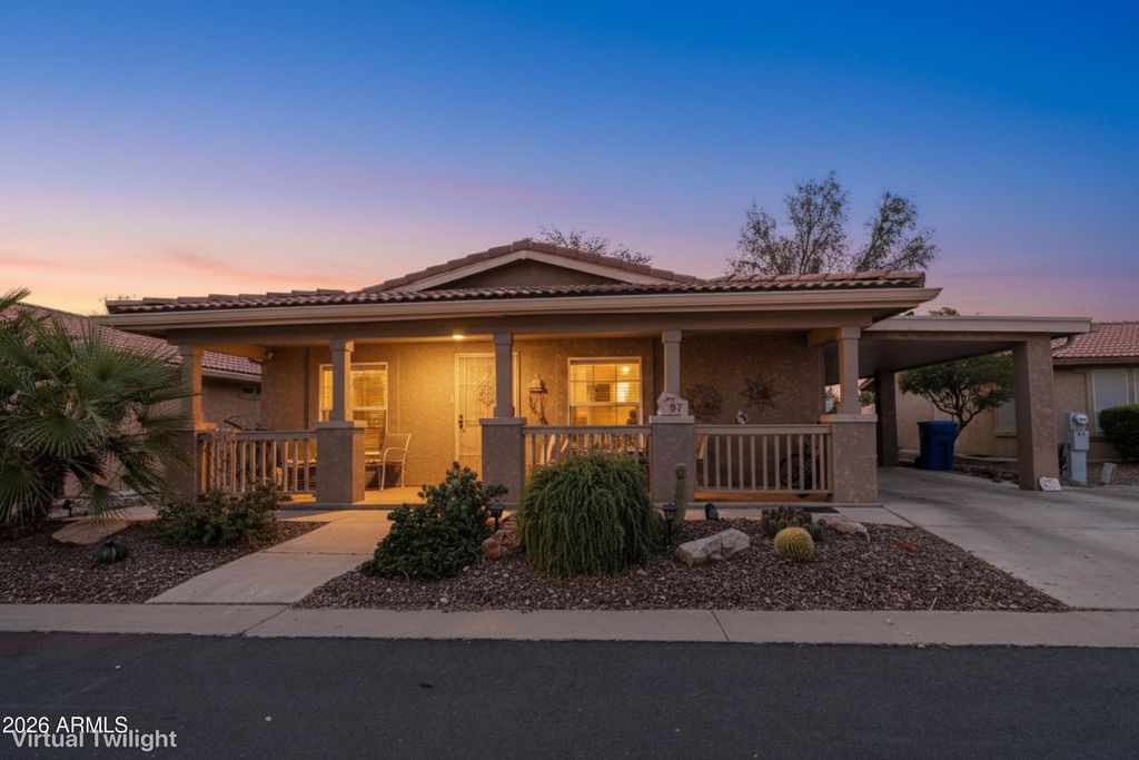 Image 2 of property listing at 7373 E US HIGHWAY 60 -- 97, Gold Canyon, AZ 85118