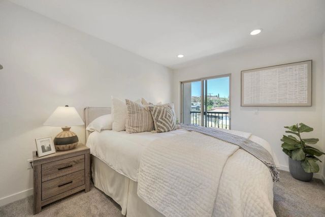 2250 Calle Chanate, San Diego, CA 92139