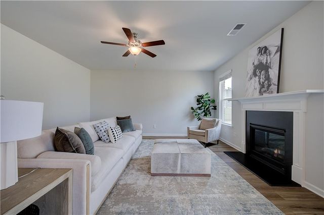 220 Chiswick Loop, Stockbridge, GA 30281