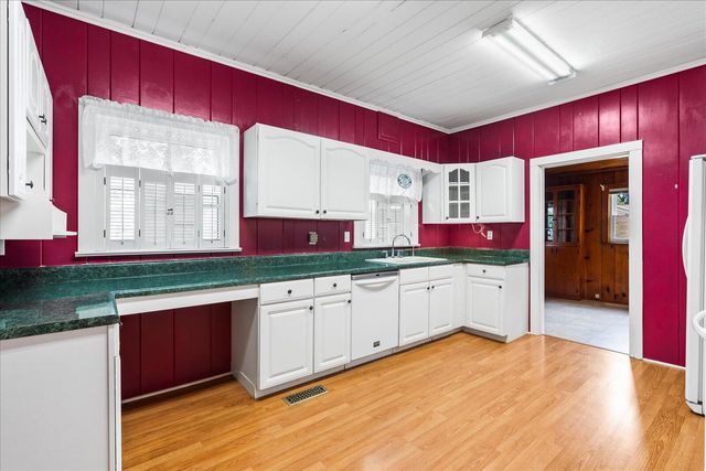 144 7th Avenue, Dayton, TN 37321