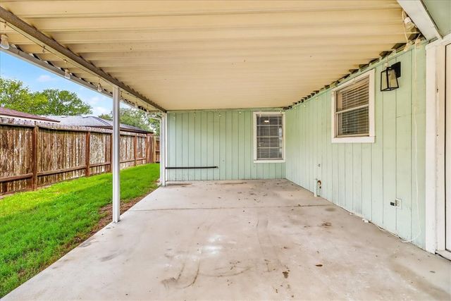 11613 Cripple Creek Dr, Corpus Christi, TX 78410