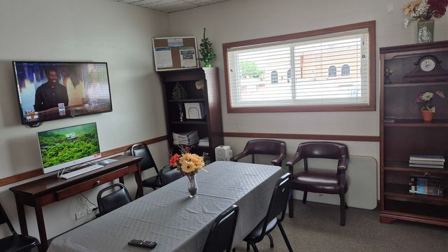 6316 N Lincoln Avenue, Chicago, IL 60659