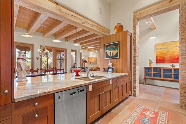 32 Sierra Rosa Loop, Santa Fe, NM 87506