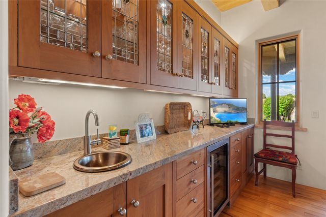 32 Sierra Rosa Loop, Santa Fe, NM 87506