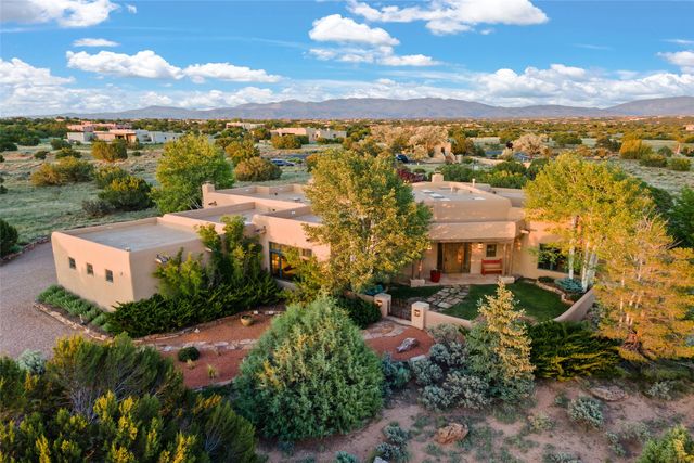 32 Sierra Rosa Loop, Santa Fe, NM 87506