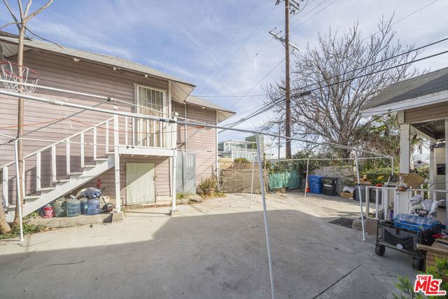 2415 N Gates Street, Los Angeles, CA 90031