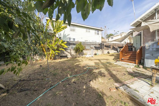 2415 N Gates Street, Los Angeles, CA 90031