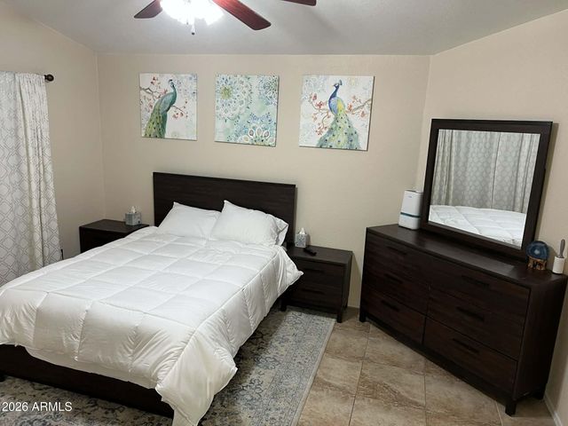 6806 N 77th Drive, Glendale, AZ 85303