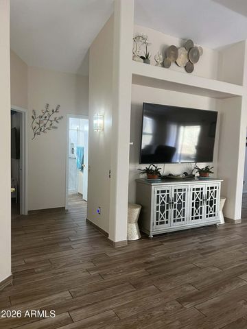 6806 N 77th Drive, Glendale, AZ 85303