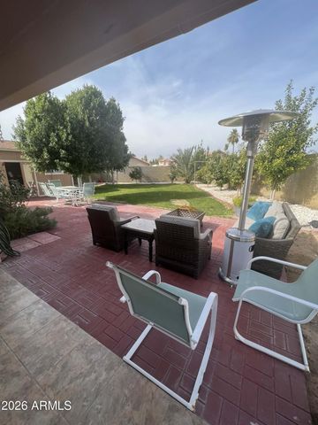 6806 N 77th Drive, Glendale, AZ 85303