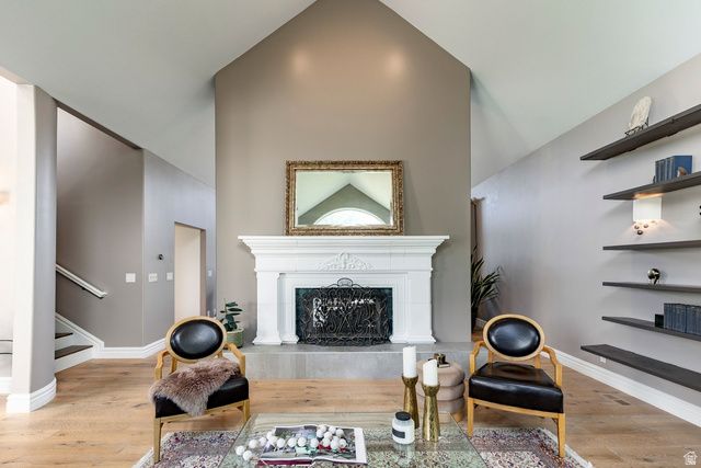 4 LONE HOLLOW CV, Sandy, UT 84092