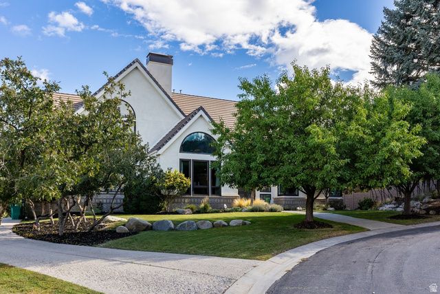 4 LONE HOLLOW CV, Sandy, UT 84092