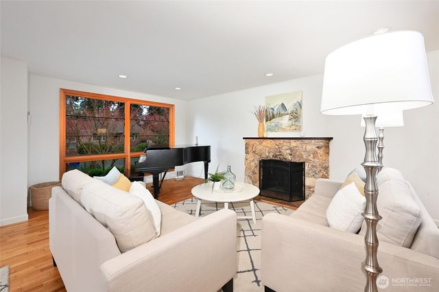 204 NW 131st Street, Seattle, WA 98177