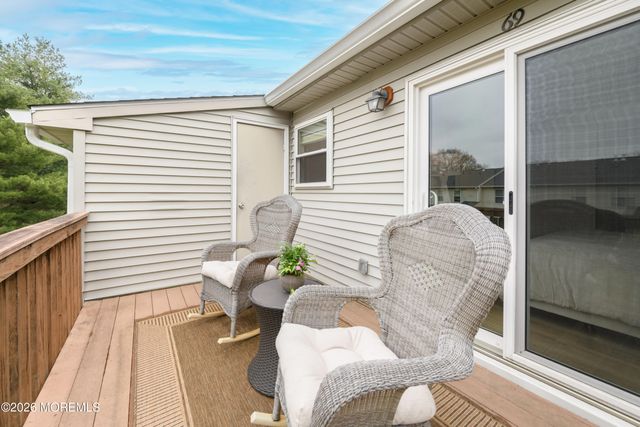 69 Arlington Court 13, Holmdel, NJ 07733