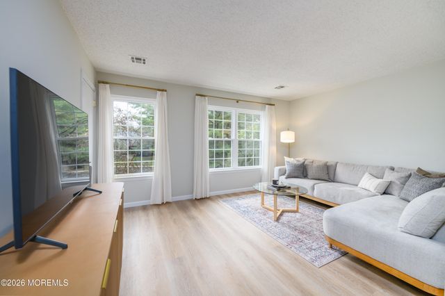 69 Arlington Court 13, Holmdel, NJ 07733