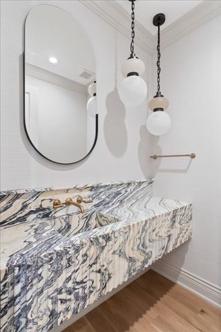 2717 N Dayton Avenue, Chicago, IL 60614