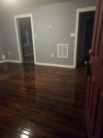 2402 Winthrop AVE, Roanoke, VA 24015