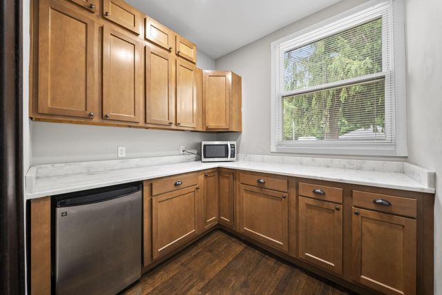 1178 Lockbourne Road, Columbus, OH 43206