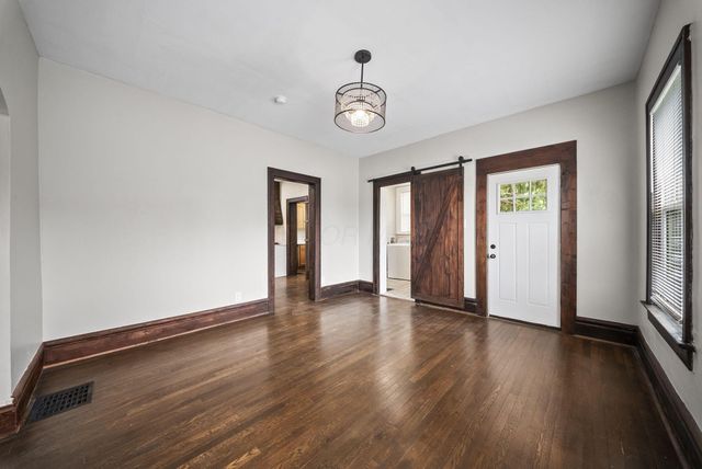 1178 Lockbourne Road, Columbus, OH 43206