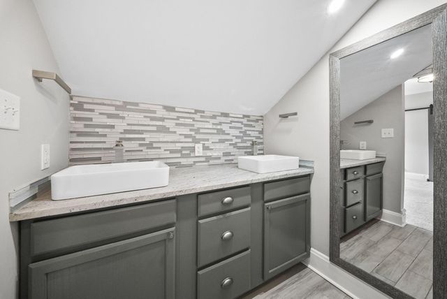 1178 Lockbourne Road, Columbus, OH 43206