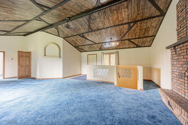 5005 Oakport Street N, Moorhead, MN 56560