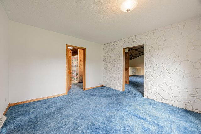 5005 Oakport Street N, Moorhead, MN 56560