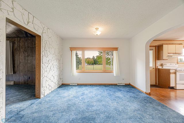 5005 Oakport Street N, Moorhead, MN 56560