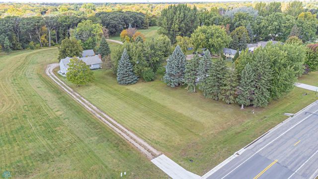 5005 Oakport Street N, Moorhead, MN 56560