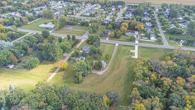 5005 Oakport Street N, Moorhead, MN 56560