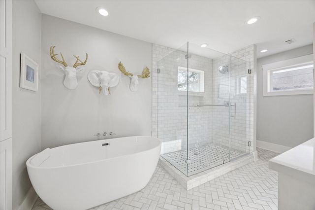 925 E 26th Street, Houston, TX 77009