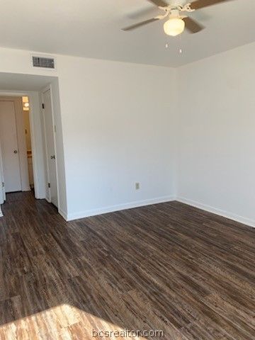 904 University Oaks 137, College Station, TX 77840