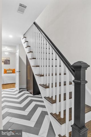 320 G ST SE, Washington, DC 20003