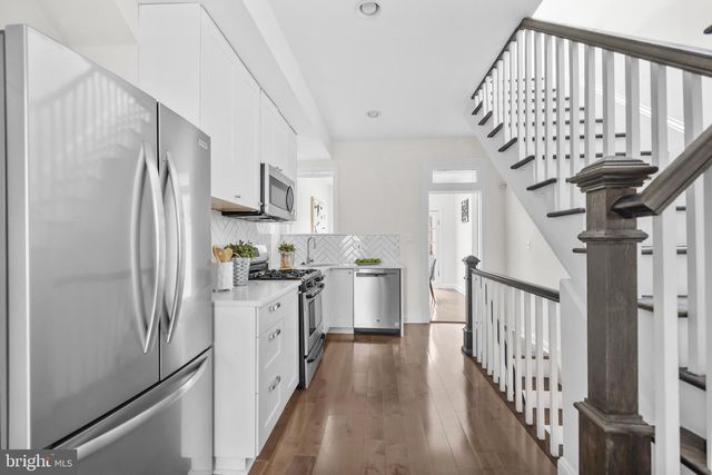 320 G ST SE, Washington, DC 20003