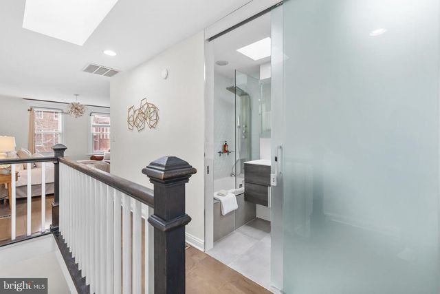 320 G ST SE, Washington, DC 20003