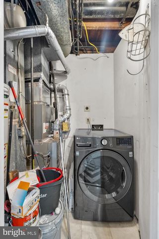 320 G ST SE, Washington, DC 20003