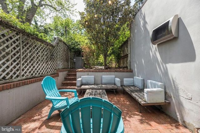 320 G ST SE, Washington, DC 20003