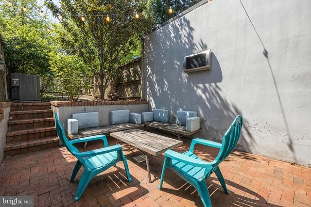 320 G ST SE, Washington, DC 20003