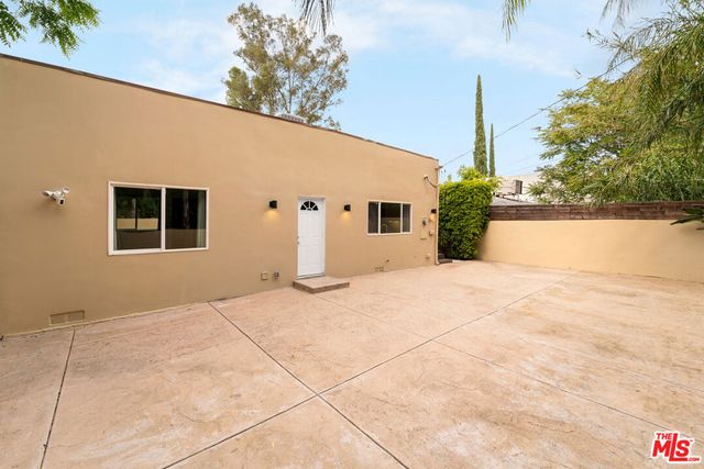 22202 Avenue San Luis, Woodland Hills, CA 91364