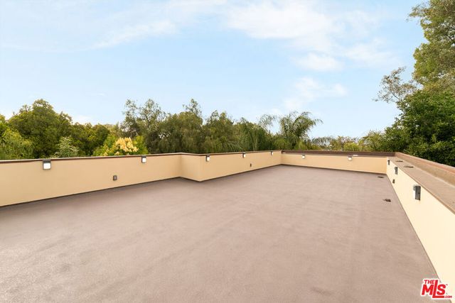 22202 Avenue San Luis, Woodland Hills, CA 91364