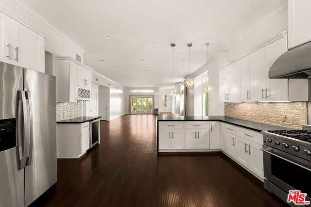 22202 Avenue San Luis, Woodland Hills, CA 91364