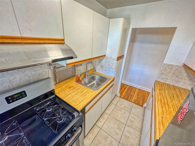 67-25 Dartmouth Street 3L, Forest Hills, NY 11375