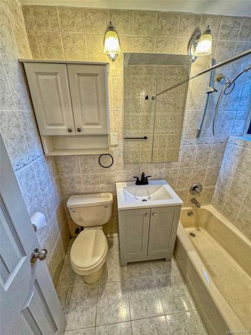 67-25 Dartmouth Street 3L, Forest Hills, NY 11375