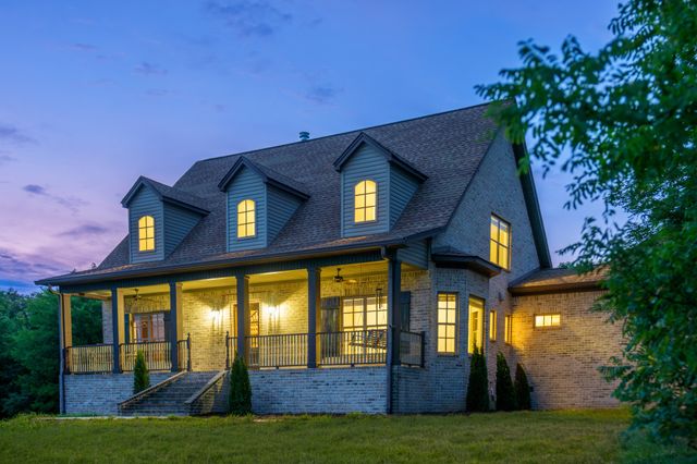 128 Leath Ln, Bethpage, TN 37022
