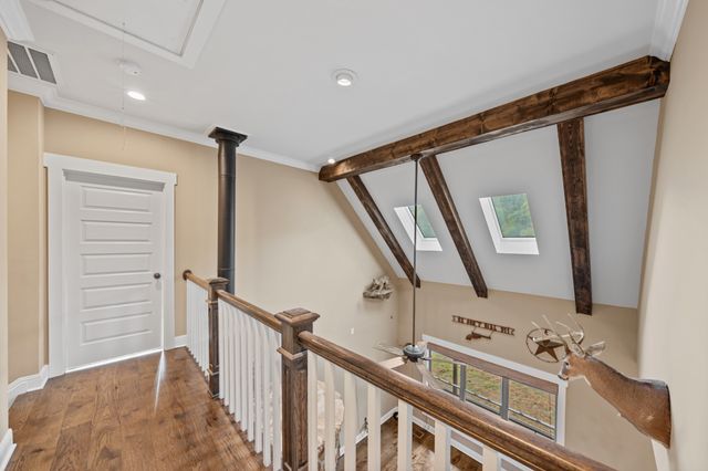 128 Leath Ln, Bethpage, TN 37022