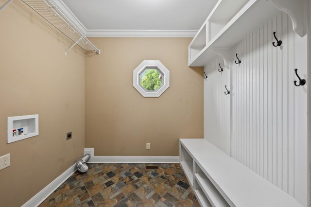 128 Leath Ln, Bethpage, TN 37022