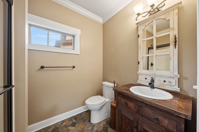 128 Leath Ln, Bethpage, TN 37022