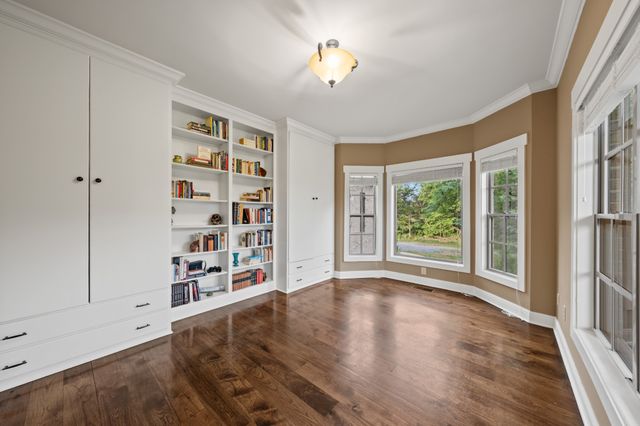 128 Leath Ln, Bethpage, TN 37022