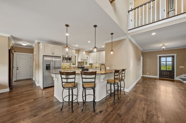 128 Leath Ln, Bethpage, TN 37022
